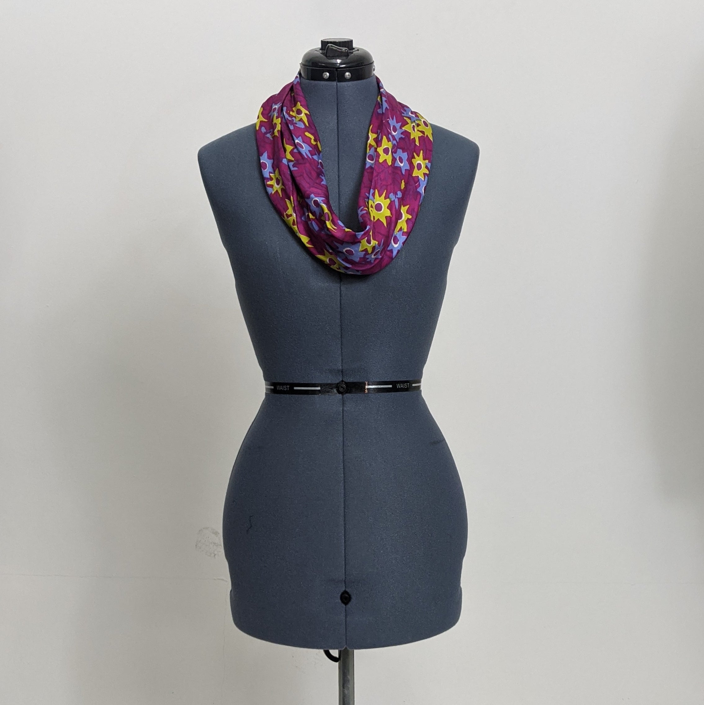 Floral Patterned Circle Silk Scarf